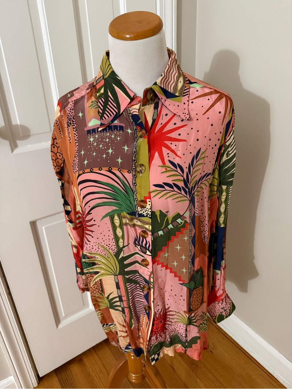 NWT Farm Rio Pink Tropical Print Button-Up Shirt